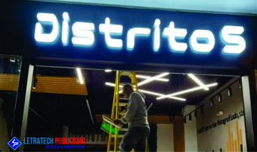 Letras corpóreas en acrilico con iluminación led
